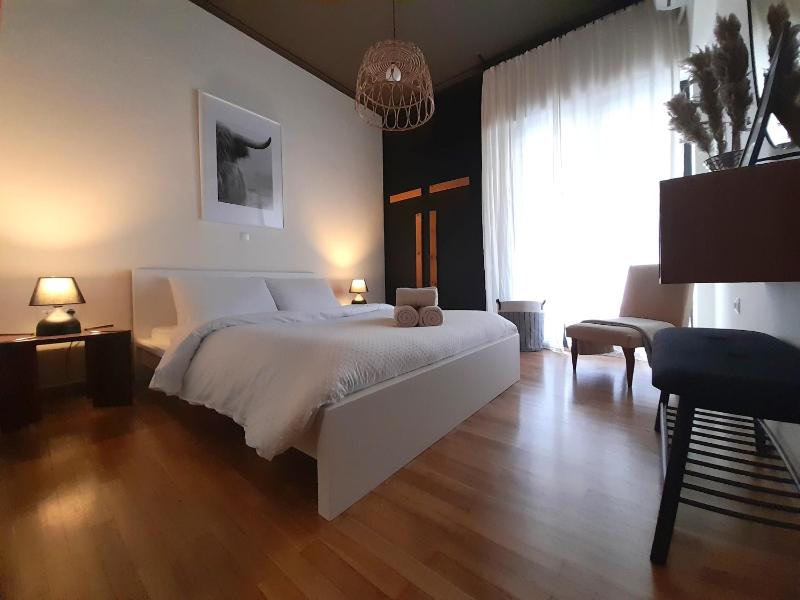 Wisdom's Nest Athens — отель с удобствами в Афины