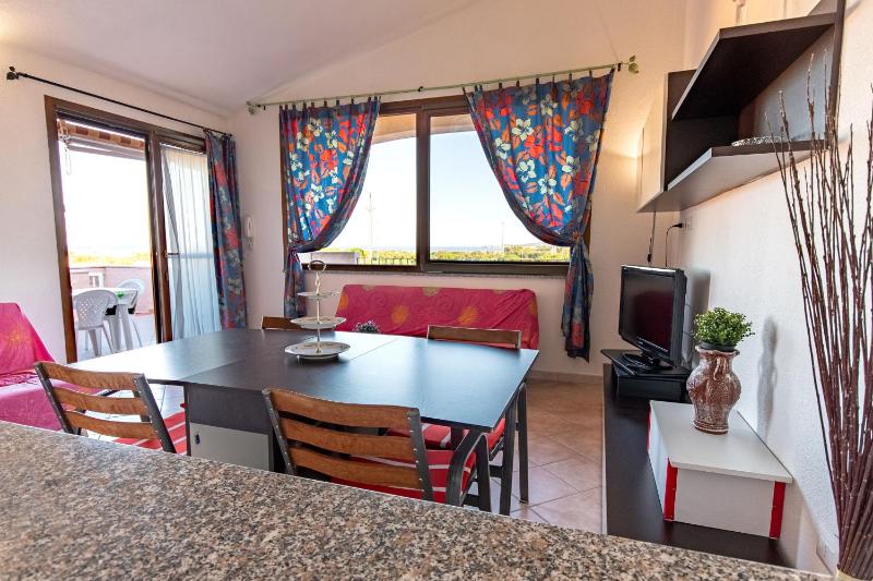 Villa Pina e Salvatore a La Caletta - Eleganti case mare
