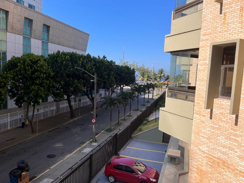 Flat de luxo a beira mar no melhor ponto da Barra! — забронировать отель в Рио