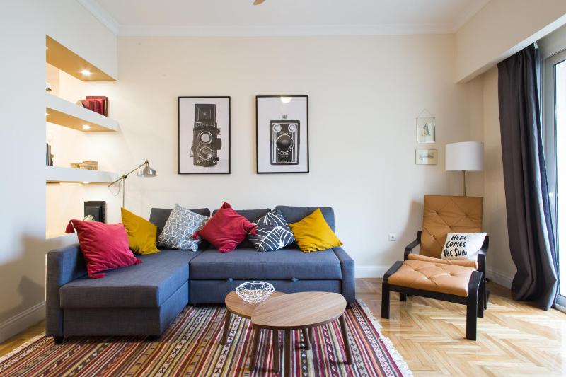 Athena's Hideaway- Fully Renovated- Absolute Best Location — комфортный отель в Афины