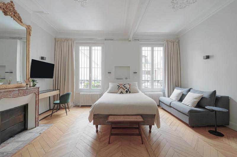 Studio Quartier Champs Elysees 2 — отель с удобствами в Париже