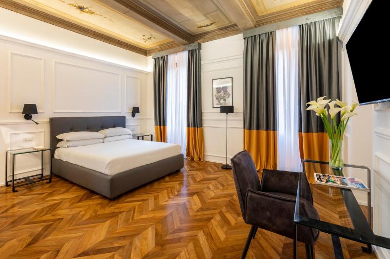 Largo Arenula Suites — забронировать отель в Риме