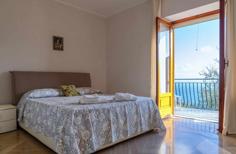 La casetta di Rosetta Amalfi coast sea view — комфортный отель в Неаполе