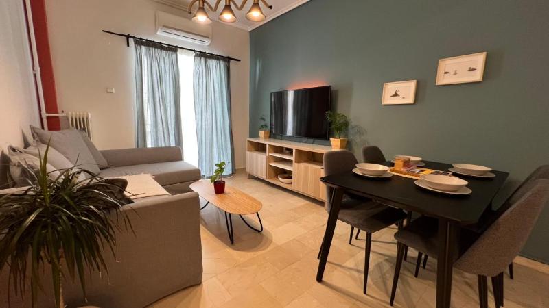 Цены на Theseus Retreat 10 min walk from the Acropolis в Афины