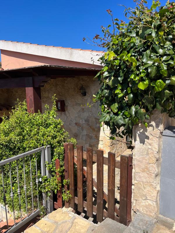 Villa Fiorilla a Geremèas - Lussuosa oasi con terrazza