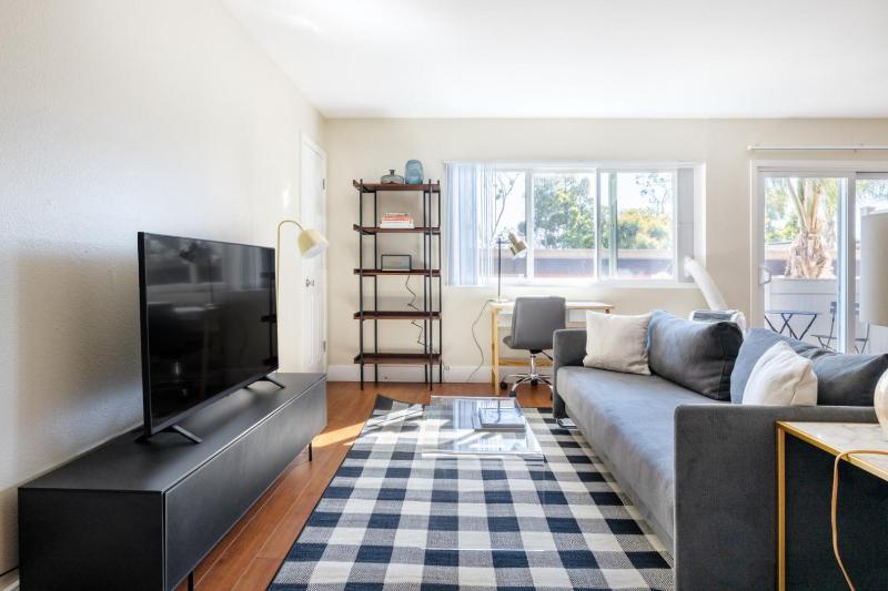 Marina Del Rey 1BR nr marina shops dining LAX-468 — отель в Лос-Анджелесе, Соединенные Штаты Америки