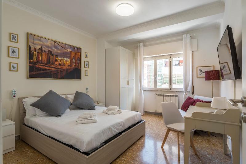 Цены на Cinecitta Gem Flat with Veranda в Риме
