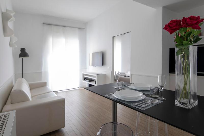 Piazza di Spagna - Suite Frezza — отель с удобным расположением в Риме