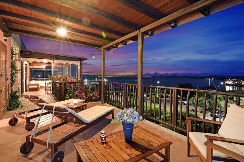 Karamare a Stintino - Elegante hotel con giardino e terrazza