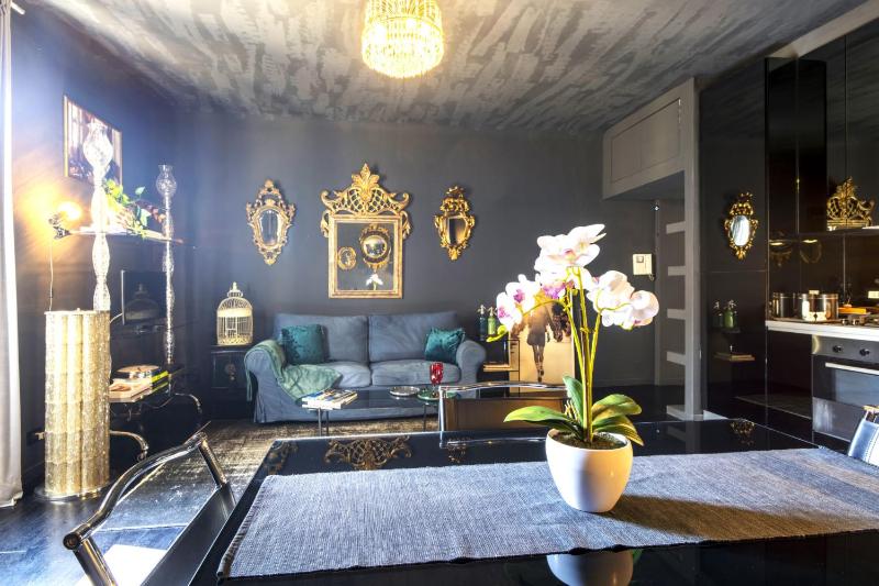 Easylife - Esclusivo appartamento in Porta Venezia — отель в Милане, Италия