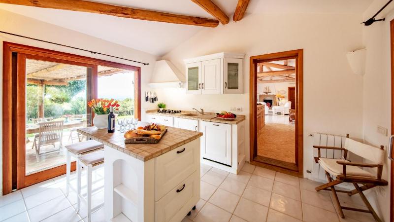 Villa Lu Muntiggiu 12 ad Arzachena - Lussuosa con piscina