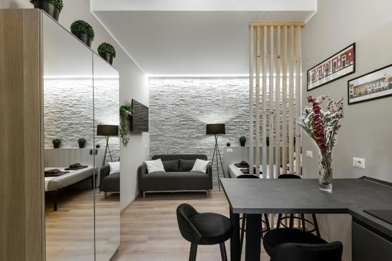 Super Modern and design apartment, a due passi dai Navigli — отель с удобствами в Милане