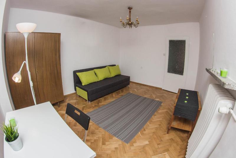 Regem Pokoje Platynowa — комфортный отель в Варшаве