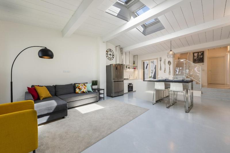 Цены на Apartments Florence- Oltrarno Garden в Флоренции