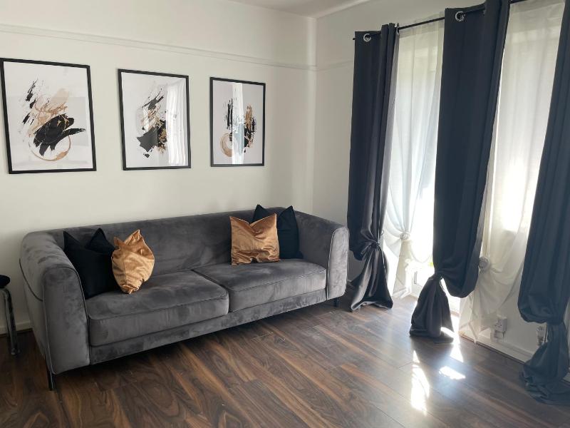 Lovely 2Bedroom 4mins from Wimbledon station — забронировать отель в Лондоне