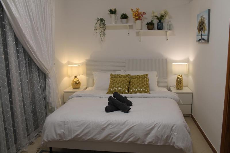 Newly furnished cozy 1 bedroom apartment close to JBR beach and metro — отель в Дубае, Объединенные Арабские Эмираты