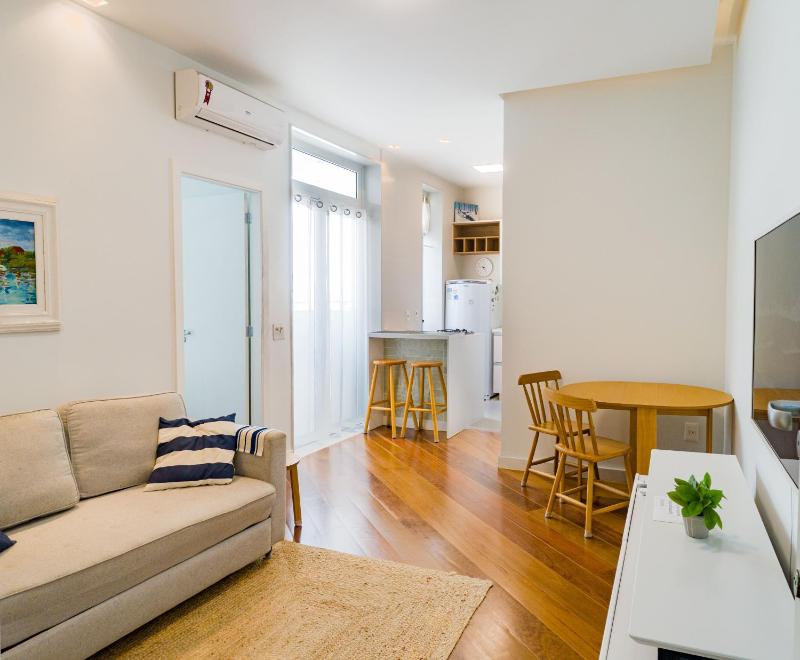 Quarto e Sala Coracao do Leblon — комфортный отель в Рио