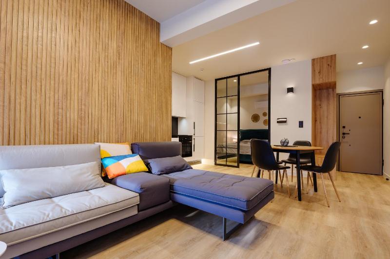 Goudi 4th Floor Greece Apartments — комфортный отель в Афины