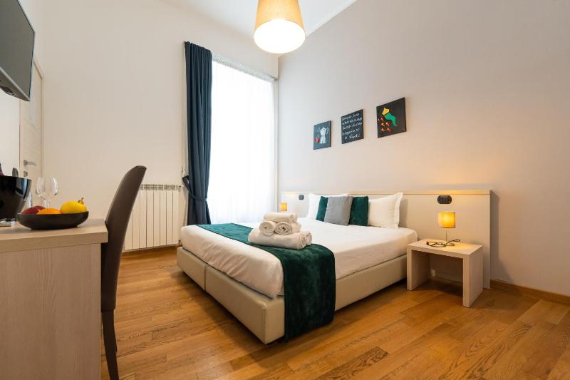 Duomo Hermes Relais — комфортный отель в Неаполе
