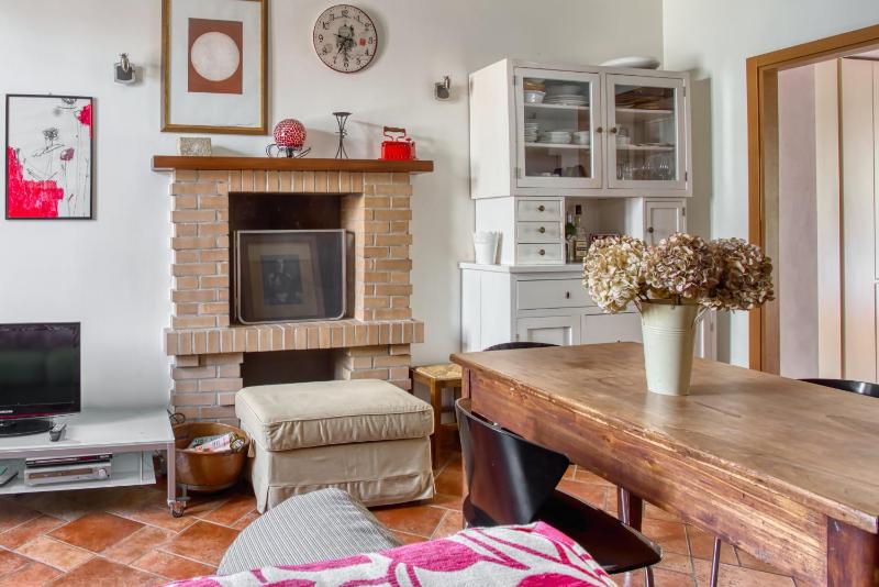 JOIVY Inviting flat near CityLife — отель в Милане, Италия
