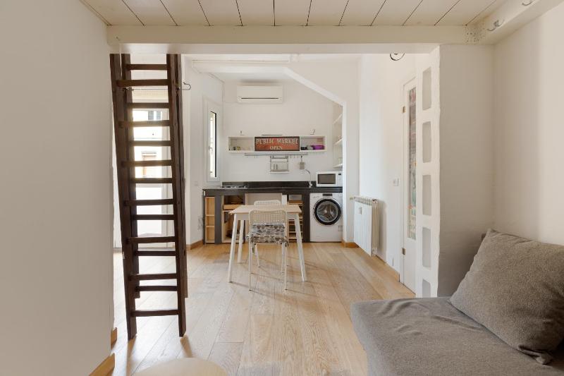 Milano Budget Studio - 1,5 K far from Citta Studi — забронировать отель в Милане