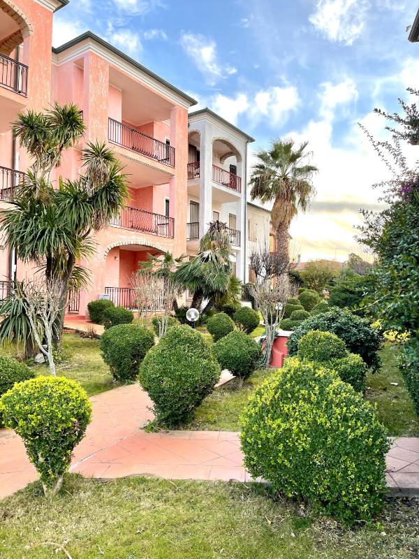 Casa Vacanze Q8732 a Valledoria - Appartamento con terrazza
