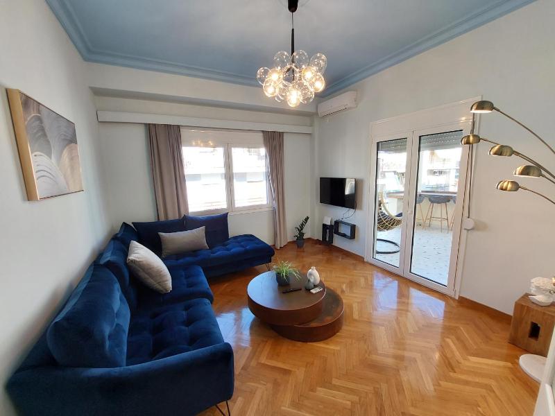 Acropolis Terrace Retreat — комфортный отель в Афины