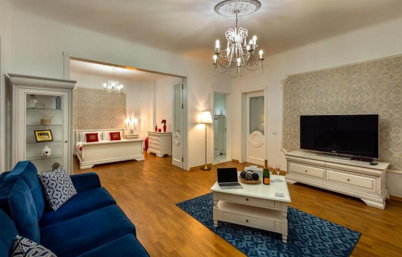 Sweet Luxury Three Rooms Apartment City Center Universitate — отзывы гостей и цены