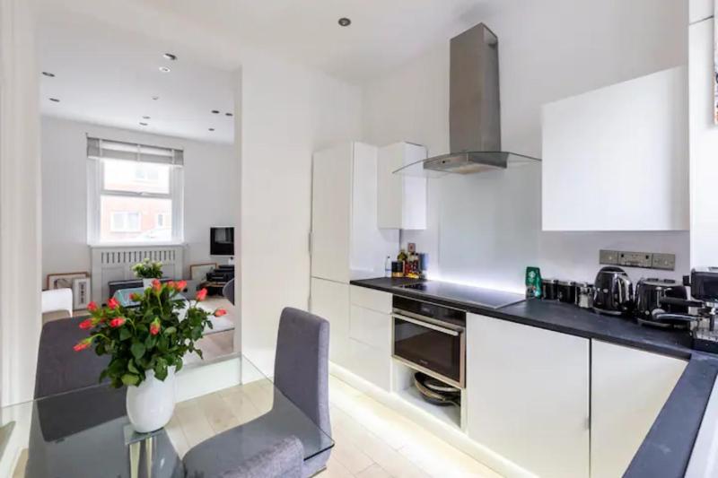 Smart London Townhouse — отель с удобствами в Лондоне