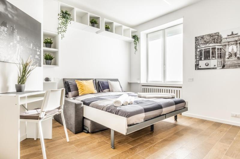 City Life House-YELLOW San Siro & Duomo — отель в Милане, Италия
