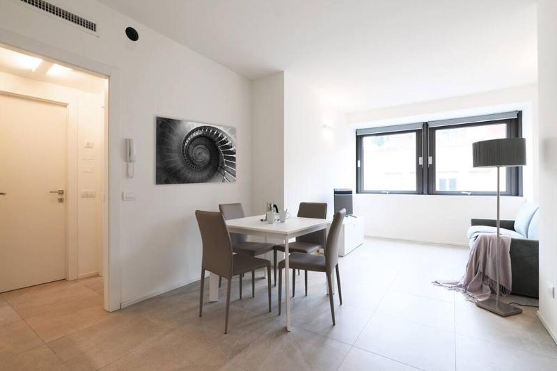Contempora Apartments - Rosellini 5A — забронировать отель в Милане