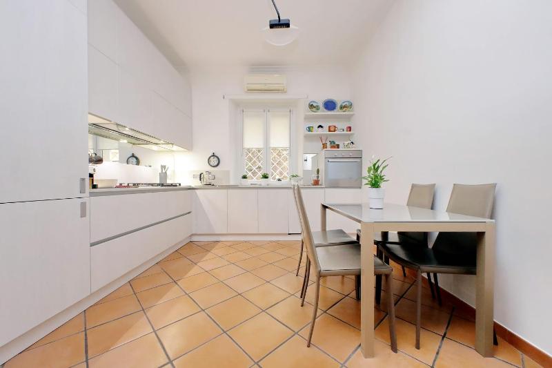 Цены на Suity I cozy anglona apartment в Риме