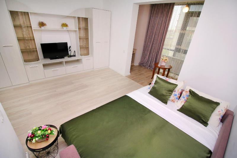 Цены на Uutnye 1 komnatnye apartamenty v ZK Biznes klassa в Алматы