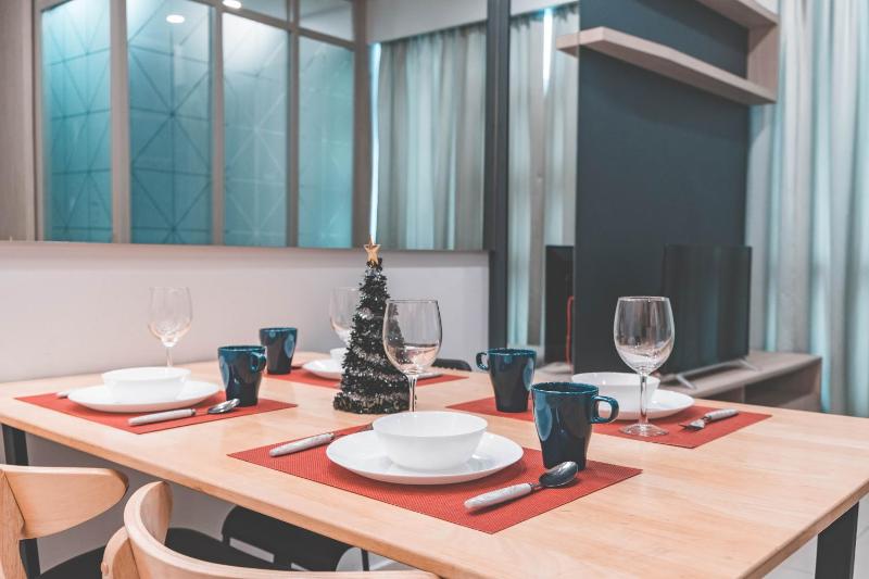 Modern space @ Bukit Bintang, near KLCC & Pavilion — отель с удобным расположением в Куала-Лумпуре