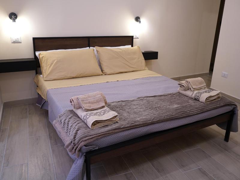 GIULIA'S HOME - THE NEST — комфортный отель в Неаполе