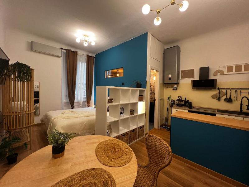 Cozy Apartment 6 — отель с удобным расположением в Милане