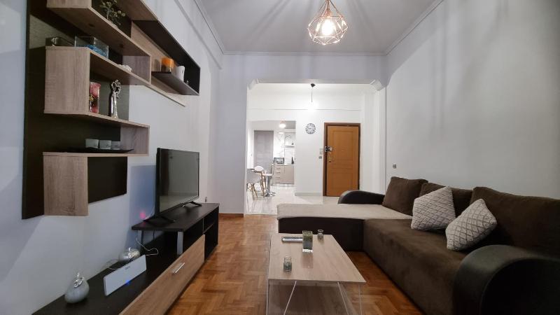 Цены на Koukaki near the Acropolis Stylish 2 bedroom в Афины
