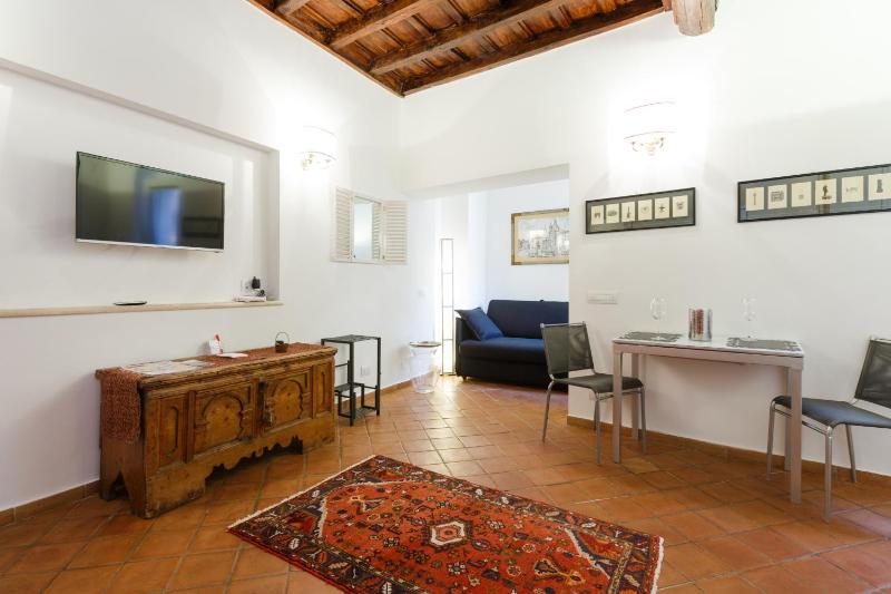 NAVONA, Old Rome Lodge — отель с удобствами в Риме