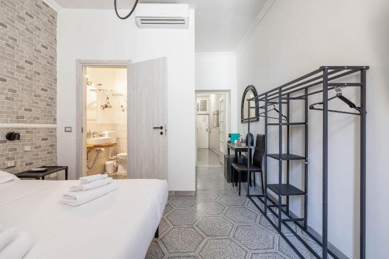 VG [PIAZZA NAVONA 5 STELLE] Parlamento Room — отзывы гостей и цены