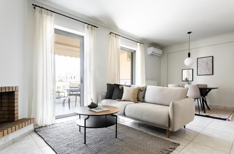 Majestic 3BR Apartment in Chalandri by UPSTREET — отель в Афины, Греция