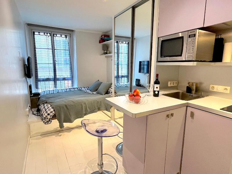 Loft Canettes — забронировать отель в Париже