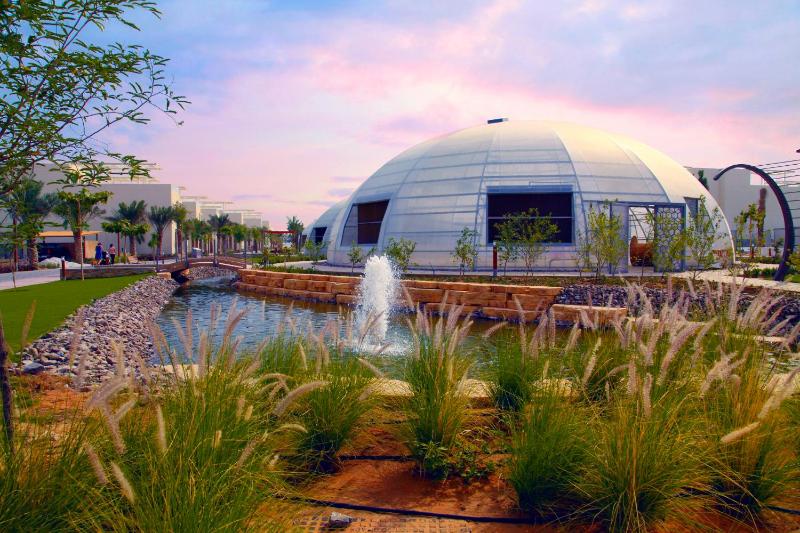 The Sustainable Homes Operated by FAM Living — отель с удобным расположением в Дубае