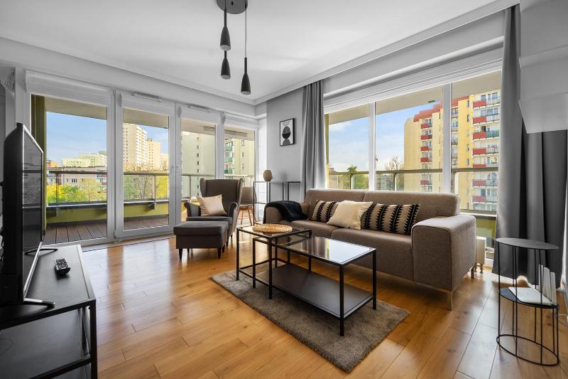 Ostrobramska 126 Praga Apartment — отель с удобствами в Варшаве