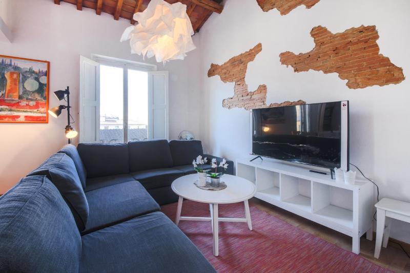 Apartments Florence- Giacomini 4 bedroom apartment — отель с удобным расположением в Флоренции