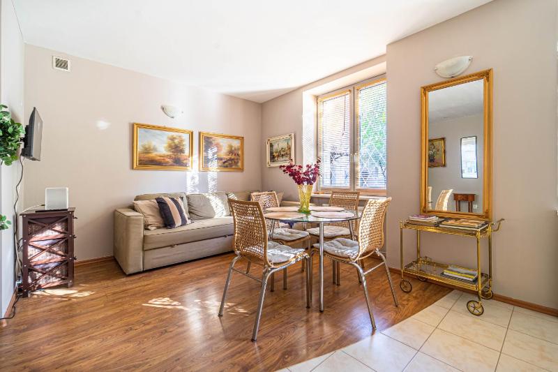 Grenadierow Praga Apartment — отель в Варшаве, Польша