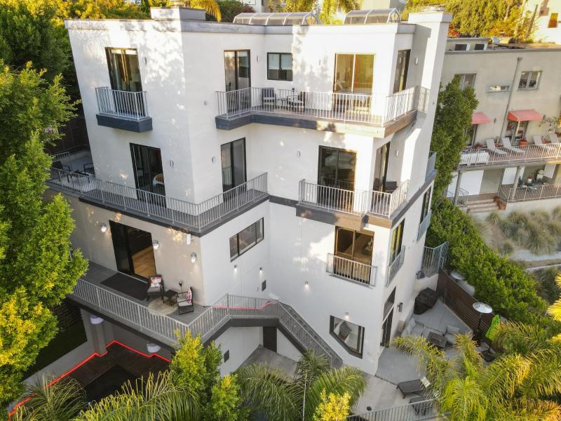 Villa Alana — отель в Лос-Анджелесе, Соединенные Штаты Америки