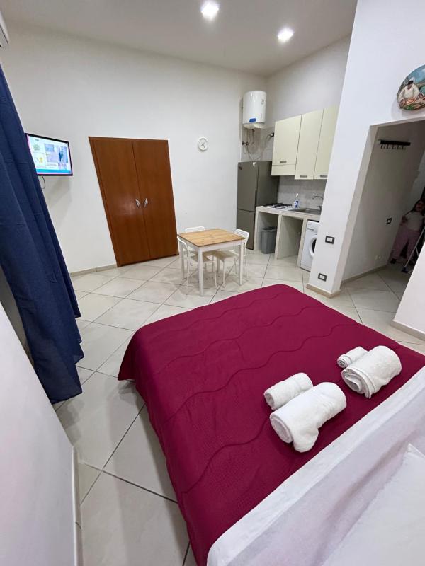 'O Vico Mio Guest House — комфортный отель в Неаполе