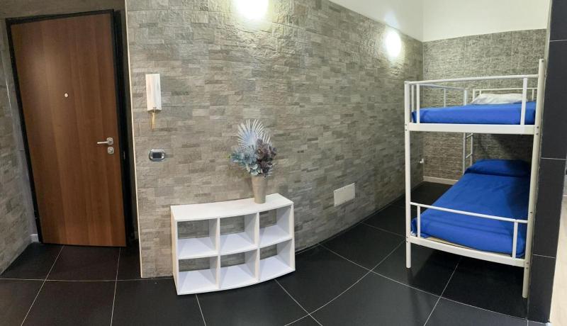 Цены на Home Syrio в Неаполе