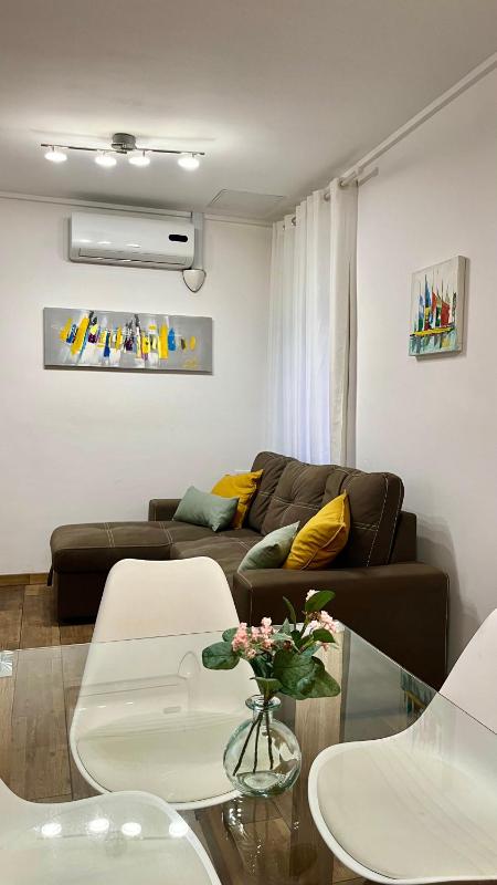 PLAZA DE TORROS APARTMENT — комфортный отель в Аликанте