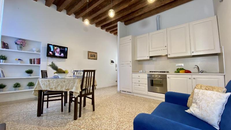 City Apartments Rialto Market — отель с удобным расположением в Венеции